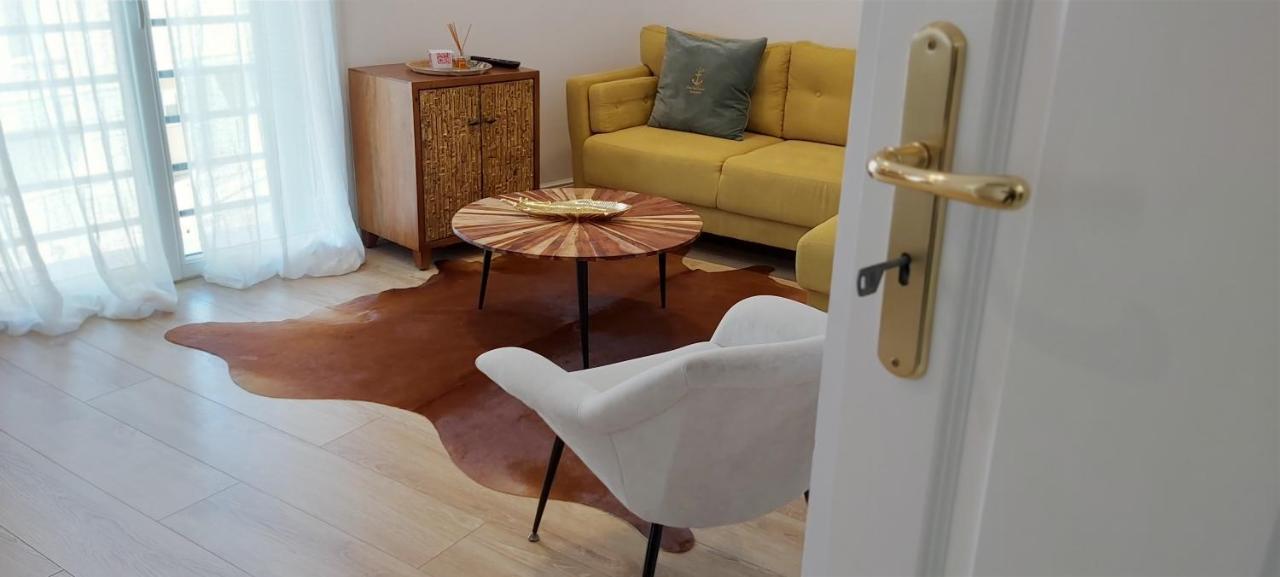 123 Sadi Carnot, Classe 2 Etoiles Saint-Raphaël Zewnętrze zdjęcie