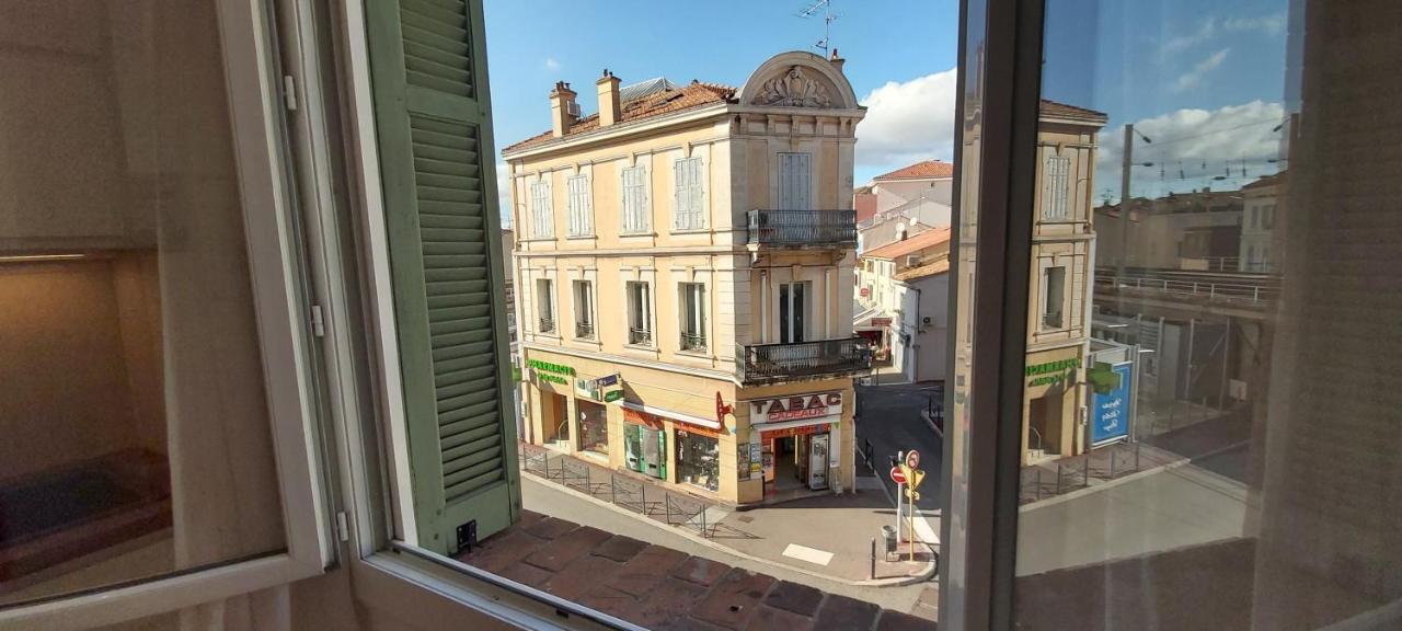 123 Sadi Carnot, Classe 2 Etoiles Saint-Raphaël Zewnętrze zdjęcie